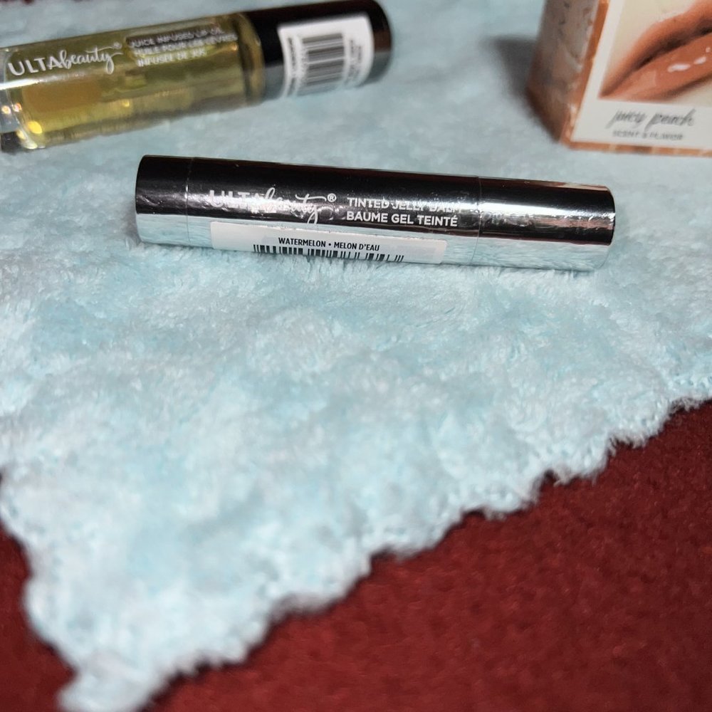 NEW ULTA BEAUTY KIT